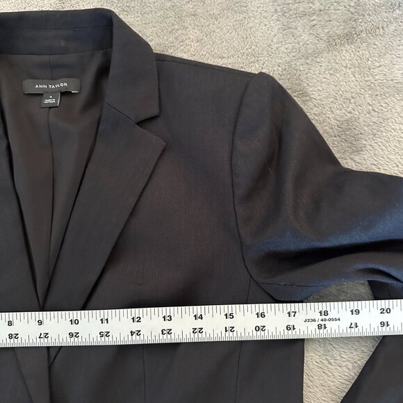 Ann Taylor Black Linen Blend Blazer 4 The Shorter Two Button Jacket - Picture 4 of 6
